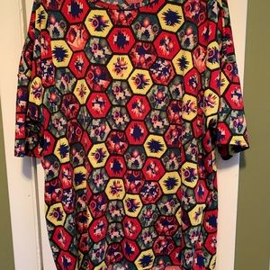 Lularoe Irma tee